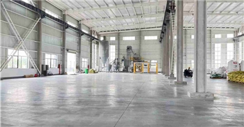 非(fei)膨脹型(xing)防火塗(tu)料車間(jian)