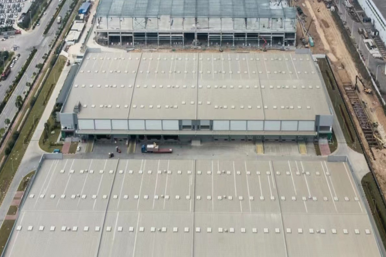 8上海(hai)長城(cheng)建設(she)集團(tuan)-總部(bu)基地(di)項目(mu)